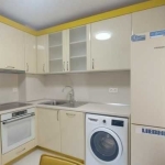 Дава се под наем Тристаен апартамент в София, Център - 90 кв.м за 1000 € - Снимка #1