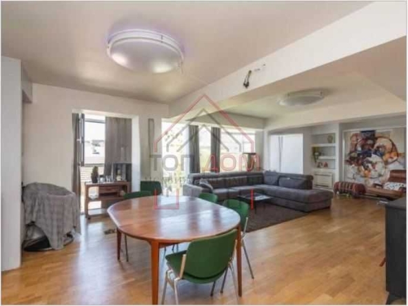 Тристаен апартамент в Варна, Генералите - 132 кв.м за 1781 €/кв.м - Снимка #1