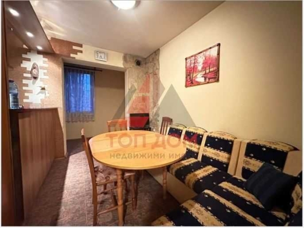 Дава се под наем Четиристаен апартамент в Варна, Цветен квартал - 100 кв.м за 459 € - Снимка #1