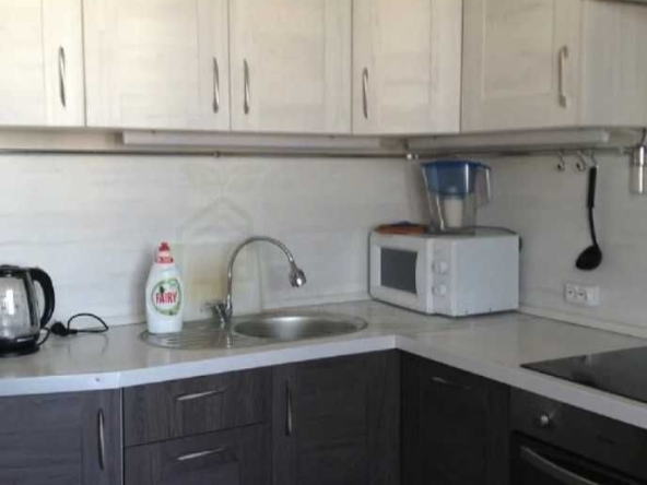 Дава се под наем Двустаен апартамент в Пловдив, Западен - 65 кв.м за 270.3 € - Снимка #1