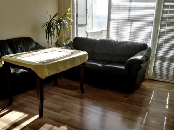 Дава се под наем Двустаен апартамент в Пловдив, Тракия - 48 кв.м за 350 € - Снимка #1