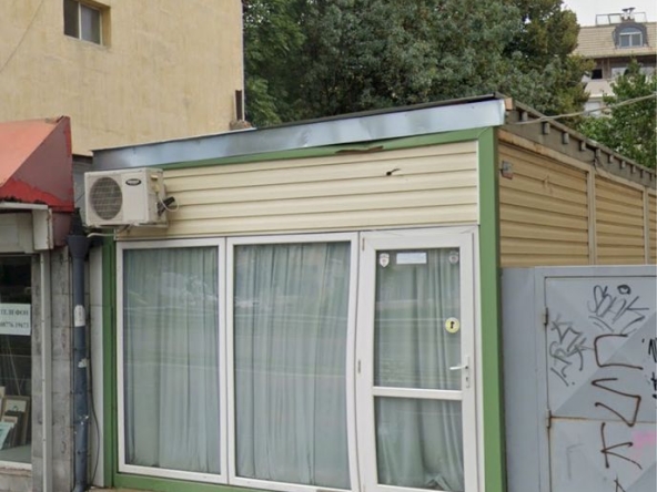 Дава се под наем Магазин в София, Център - 35 кв.м за 229.5 € - Снимка #1