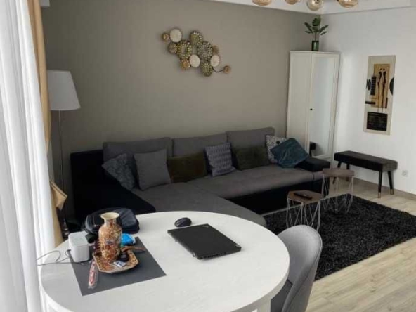 Дава се под наем Двустаен апартамент в Пловдив, Централна гара - 60 кв.м за 270.3 € - Снимка #1