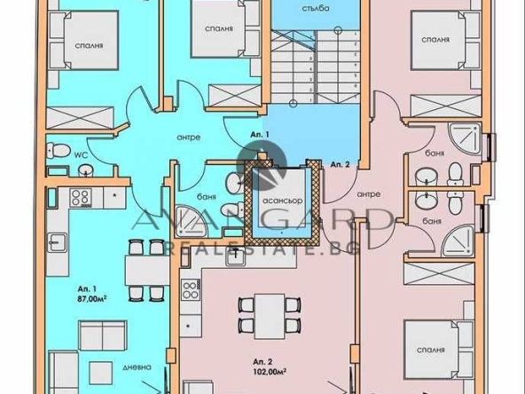 Тристаен апартамент в Пловдив, Център - 87 кв.м за 1580 €/кв.м - Снимка #1