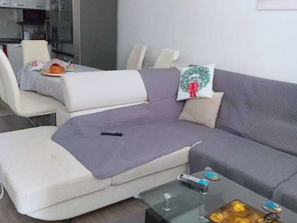 Тристаен апартамент в Бургас, Меден рудник - зона А - 85 кв.м за 1424 €/кв.м - Снимка #1