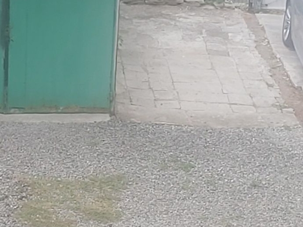 Дава се под наем Гараж / Паркомясто в Бургас, Център - 15 кв.м за 91.8 € - Снимка #1