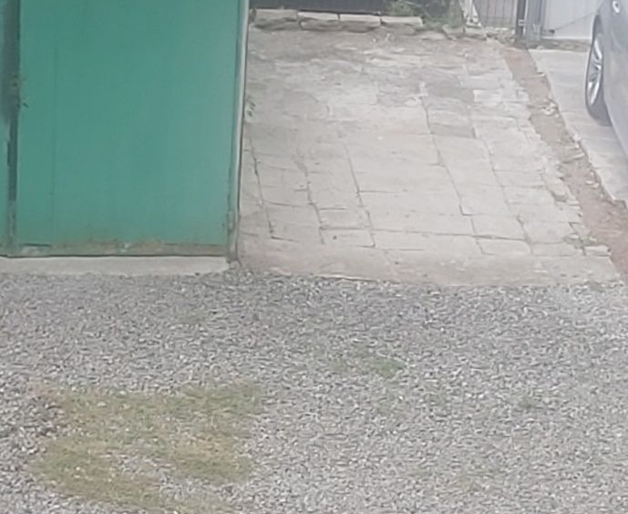 Дава се под наем Гараж / Паркомясто в Бургас, Център - 15 кв.м за 91.8 € - Снимка #1