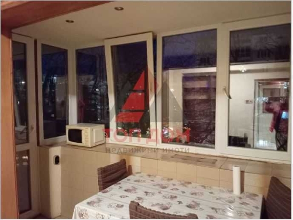 Дава се под наем Двустаен апартамент в Варна, ХЕИ - 50 кв.м за 306 € - Снимка #1