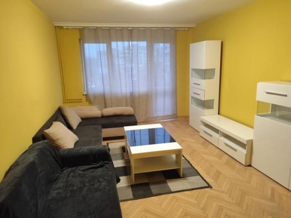 Дава се под наем Тристаен апартамент в София, Люлин 6 - 87 кв.м за 425 € - Снимка #1