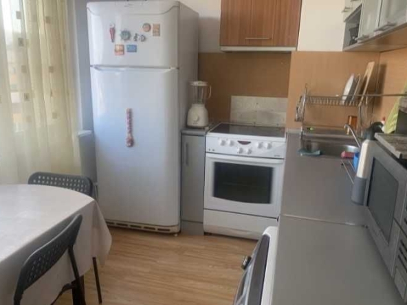 Дава се под наем Двустаен апартамент в София, Изток - 67 кв.м за 512 € - Снимка #1