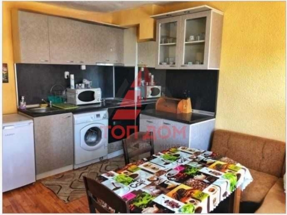 Дава се под наем Двустаен апартамент в Варна, Цветен квартал - 35 кв.м за 321.3 € - Снимка #1