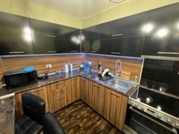 Тристаен апартамент в София, Изток - 68 кв.м за 3721 €/кв.м - Снимка #1