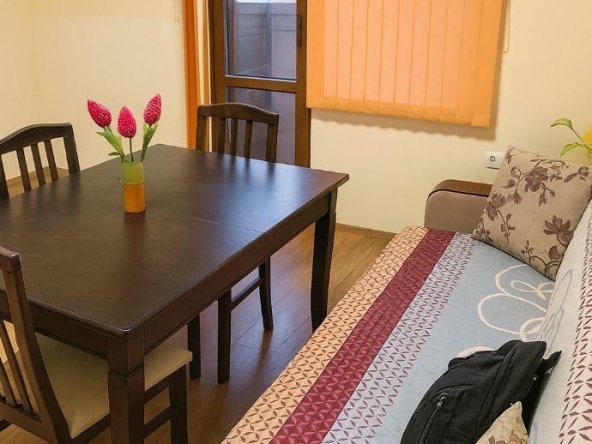 Дава се под наем Двустаен апартамент в Варна, Трошево - 55 кв.м за 350 € - Снимка #1