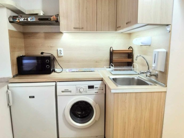 Дава се под наем Двустаен апартамент в Пловдив, Център - 45 кв.м за 255 € - Снимка #1