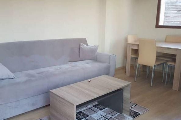 Дава се под наем Тристаен апартамент в София, Зона Б-18 - 82 кв.м за 847.62 € - Снимка #1