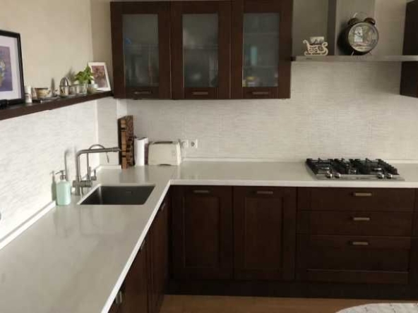 Дава се под наем Тристаен апартамент в Пловдив, Южен - 87 кв.м за 433.5 € - Снимка #1