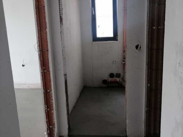 Тристаен апартамент в Пловдив, Остромила - 113 кв.м за 1105 €/кв.м - Снимка #1