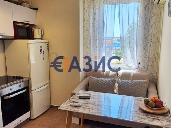 Тристаен апартамент в к.к. Слънчев бряг - 65 кв.м за 1277 €/кв.м - Снимка #1
