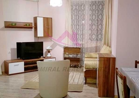 Дава се под наем Двустаен апартамент в Варна, Трошево - 70 кв.м за 389 € - Снимка #1