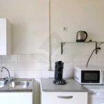 Дава се под наем Едностаен апартамент в Пловдив, Център - 21 кв.м за 127.5 € - Снимка #1