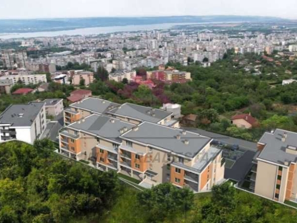 Тристаен апартамент в Варна, Възраждане 3 - 100 кв.м за 1200 €/кв.м - Снимка #1