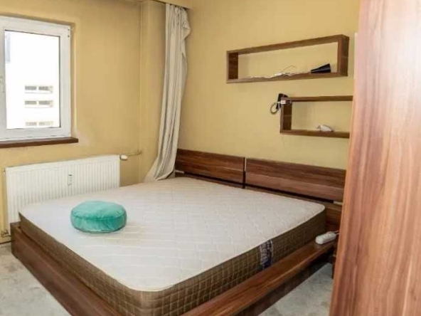 Дава се под наем Тристаен апартамент в Пловдив, Мараша - 90 кв.м за 351.9 € - Снимка #1