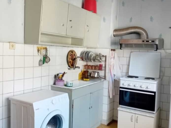 Двустаен апартамент в София, Център - 61 кв.м за 2705 €/кв.м - Снимка #1