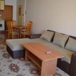 Дава се под наем Двустаен апартамент в Пловдив, Център - 60 кв.м за 357 € - Снимка #1