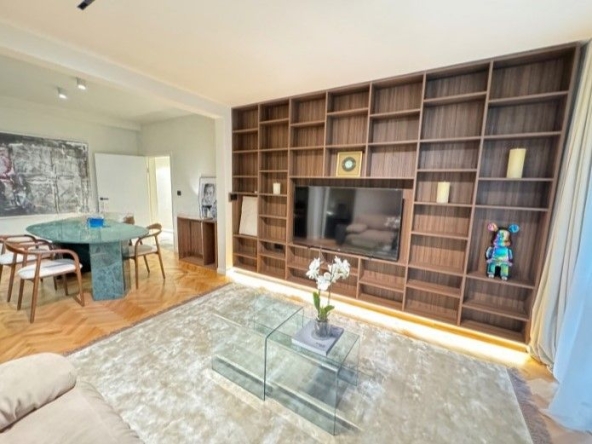 Тристаен апартамент в София, Лозенец - 74 кв.м за 4723 €/кв.м - Снимка #1