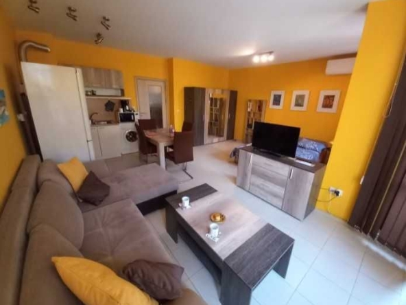 Дава се под наем Едностаен апартамент в София, Изток - 42 кв.м за 480 € - Снимка #1