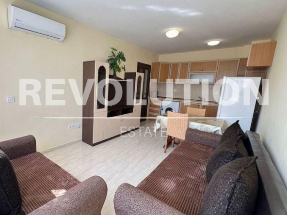 Дава се под наем Двустаен апартамент в Варна, Аспарухово - 65 кв.м за 398.82 € - Снимка #1