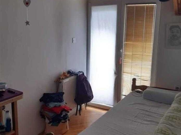 Дава се под наем Тристаен апартамент в София, Зона Б-5 - 90 кв.м за 612 € - Снимка #1