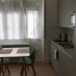 Дава се под наем Четиристаен апартамент в Пловдив, Младежки Хълм - 80 кв.м за 398.82 € - Снимка #1