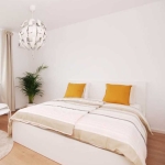 Дава се под наем Едностаен апартамент в Пловдив, Остромила - 350 кв.м за 178.5 € - Снимка #1