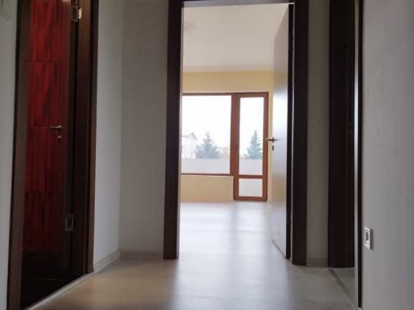 Тристаен апартамент в Пловдив, Тракия - 68 кв.м за 1633 €/кв.м - Снимка #1