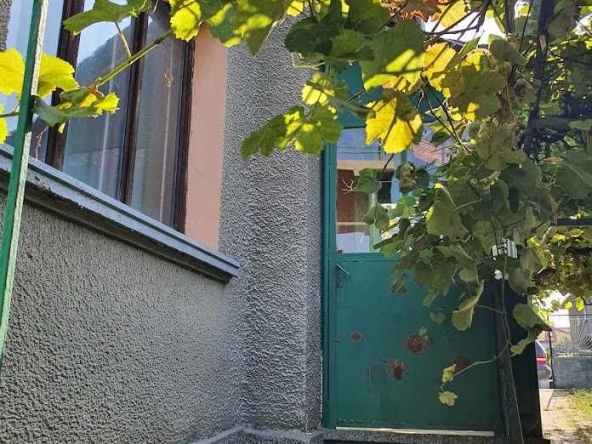 Къща в Пирдоп - 160 кв.м за 415 €/кв.м - Снимка #1