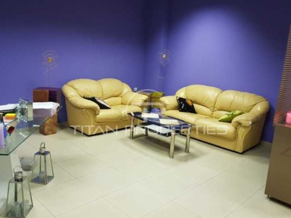 Офис в Пловдив, Център - 50 кв.м за 678 €/кв.м - Снимка #1