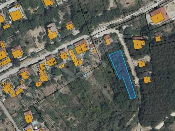 Земеделски имот в с. Брестовица, Област Пловдив -  кв.м за 1955 €/дка - Снимка #1