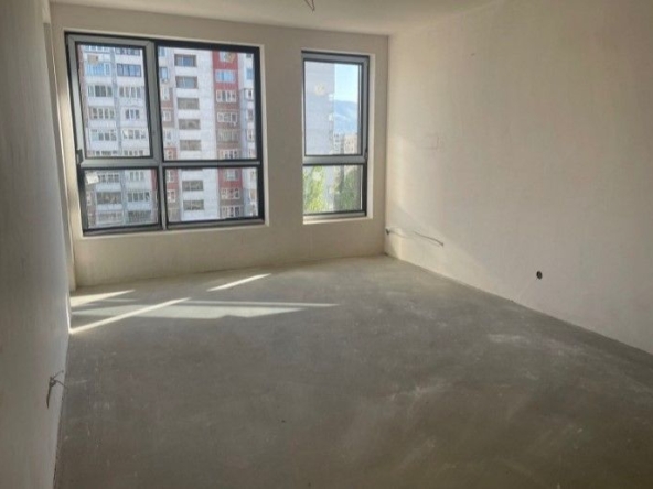 Тристаен апартамент в София, Банишора - 95 кв.м за 2295 €/кв.м - Снимка #1