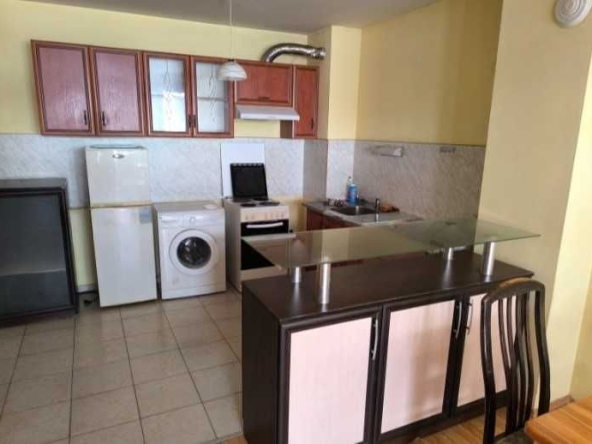 Дава се под наем Двустаен апартамент в София, Изток - 60 кв.м за 460 € - Снимка #1