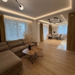 Дава се под наем Тристаен апартамент в София, Кръстова вада - 120 кв.м за 1097.01 € - Снимка #1