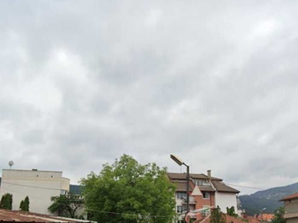 Дава се под наем Склад в Кюстендил, Център - 1150 кв.м за 1500 € - Снимка #1