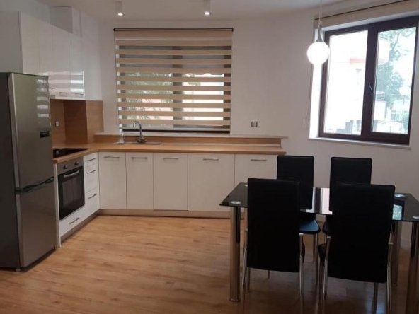 Дава се под наем Двустаен апартамент в Пловдив, Кършияка - 70 кв.м за 500 € - Снимка #1