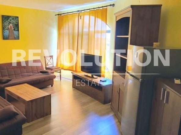 Дава се под наем Тристаен апартамент в Варна, м-т Траката - 90 кв.м за 623.22 € - Снимка #1