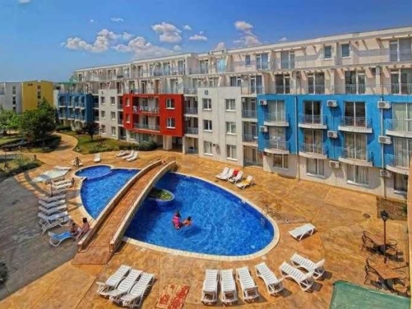 Двустаен апартамент в к.к. Слънчев бряг - 54 кв.м за 926 €/кв.м - Снимка #1