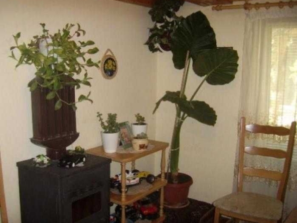 Етаж от къща в Велико Търново, Стара част - 55 кв.м за 946 €/кв.м - Снимка #1