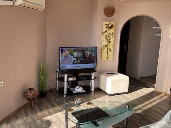 Дава се под наем Мезонет в Варна, Спортна зала - 60 кв.м за 475 € - Снимка #1