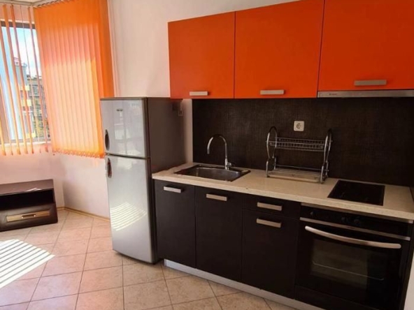 Дава се под наем Двустаен апартамент в Пловдив, Кършияка - 75 кв.м за 465 € - Снимка #1