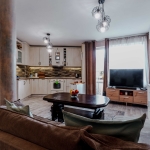 Тристаен апартамент в Велико Търново, Колю Фичето - 77 кв.м за 2052 €/кв.м - Снимка #1