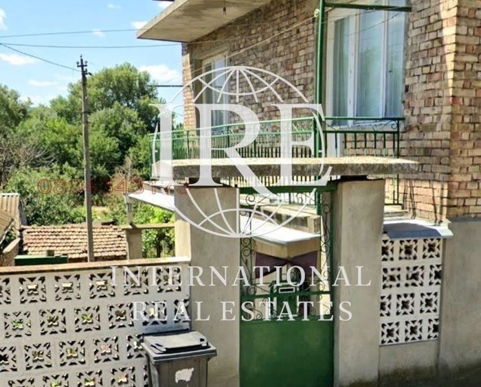 Къща в Белослав - 105 кв.м за 1096 €/кв.м - Снимка #1